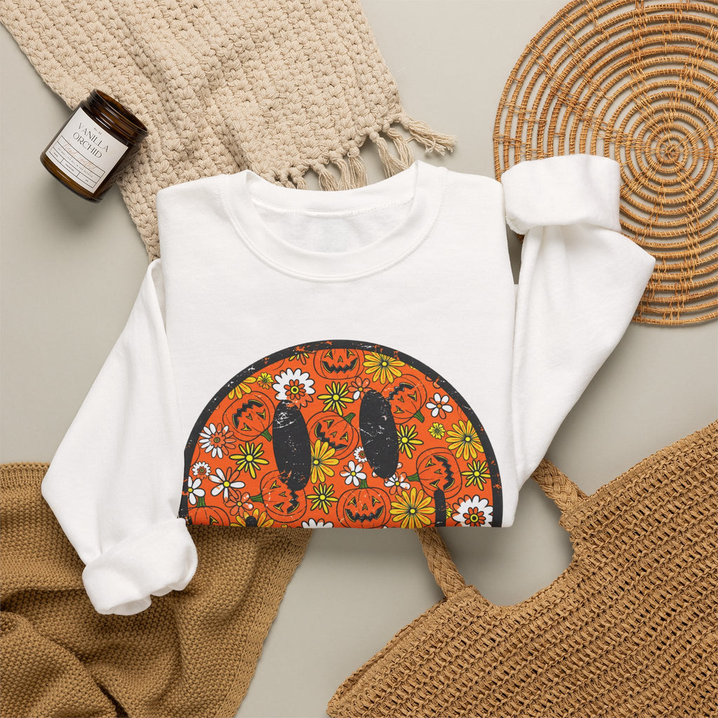 Retro Halloween Smiley Sweatshirt 🎃🌼