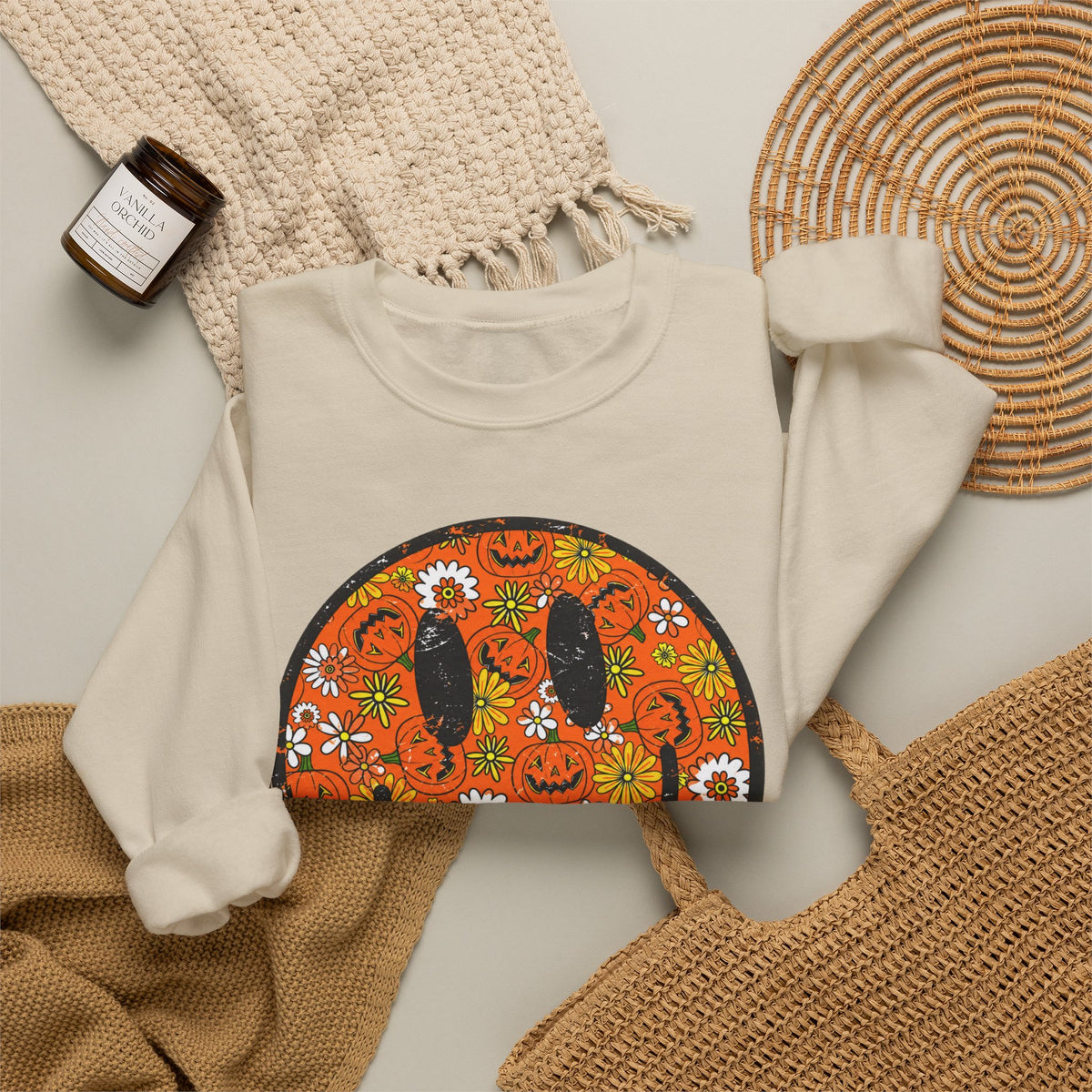 Retro Halloween Smiley Sweatshirt 🎃🌼