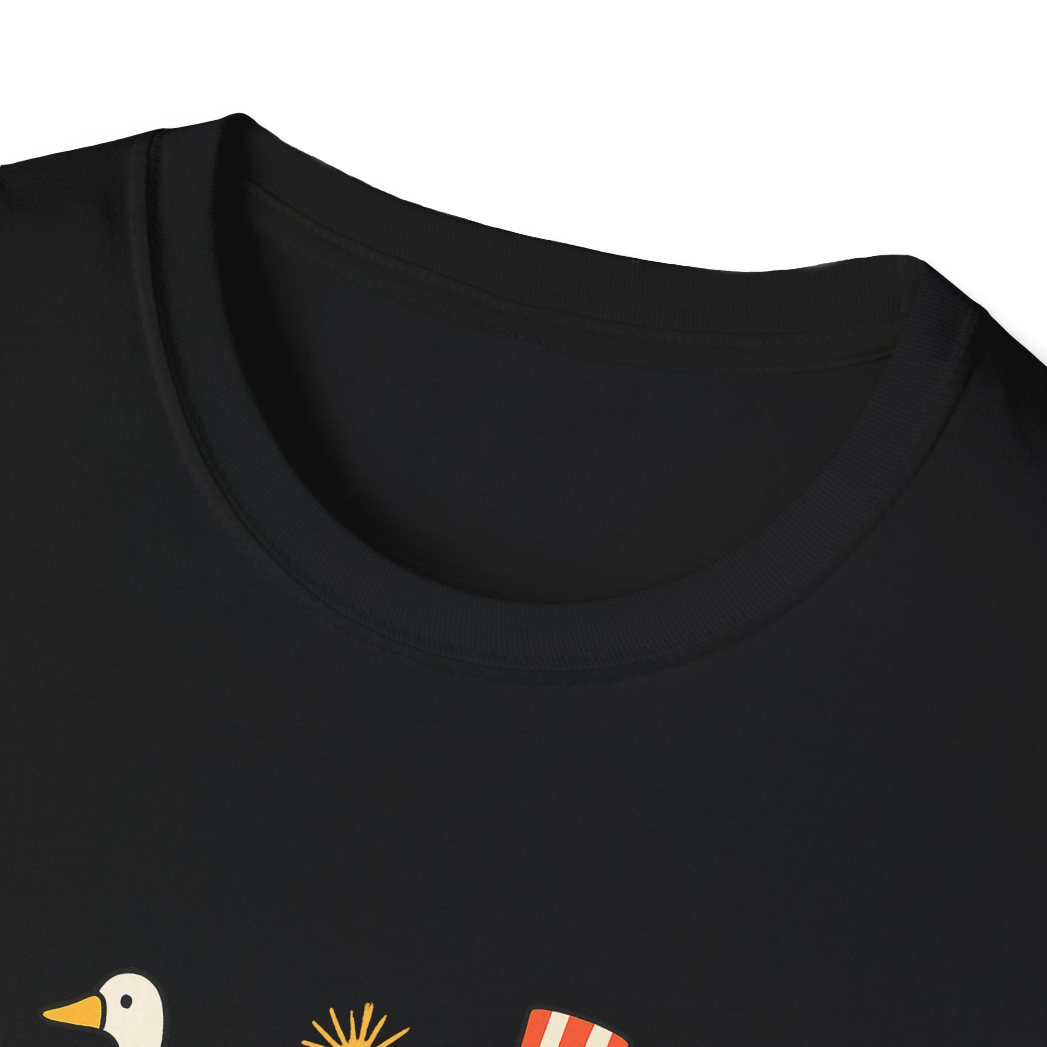 Americas 250th Patriotic Goose Parade T-Shirt — USA Hot Dog, Soldier & Statue of Liberty Graphic
