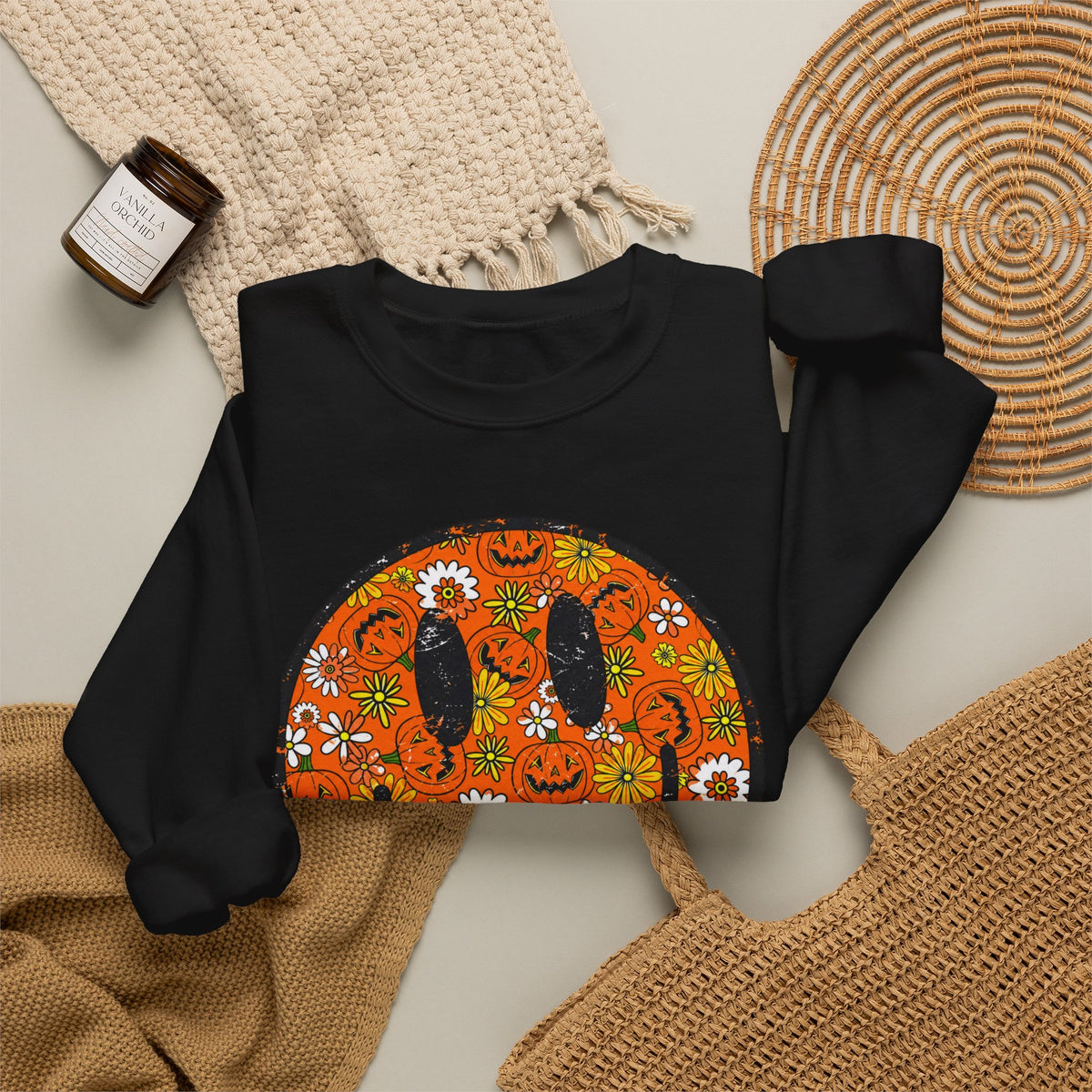 Retro Halloween Smiley Sweatshirt 🎃🌼