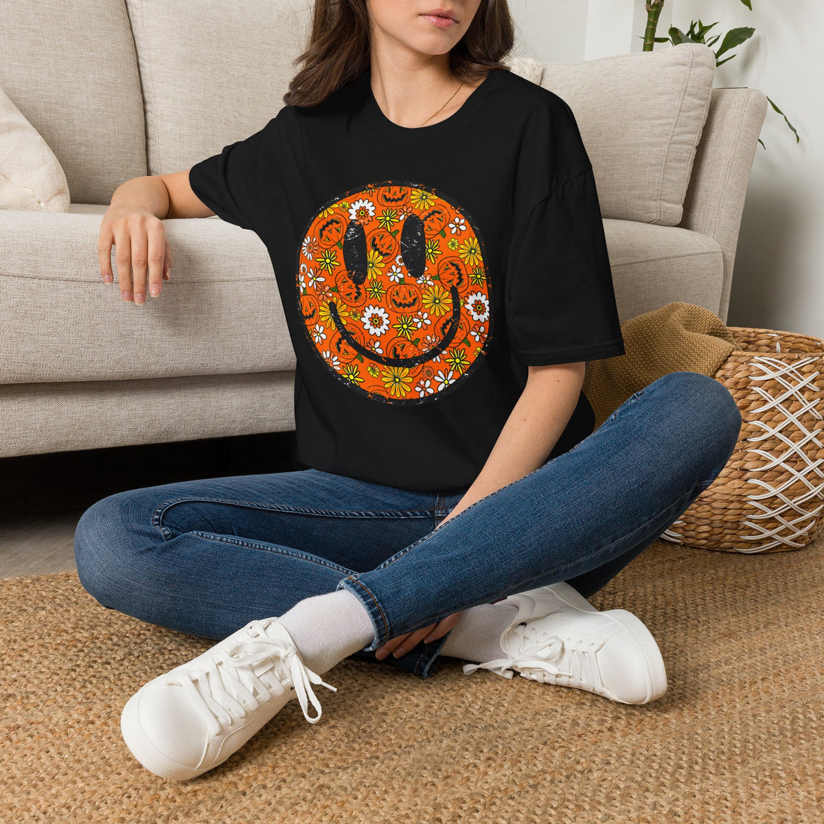 Retro Halloween Smiley T-Shirt 🎃🌼