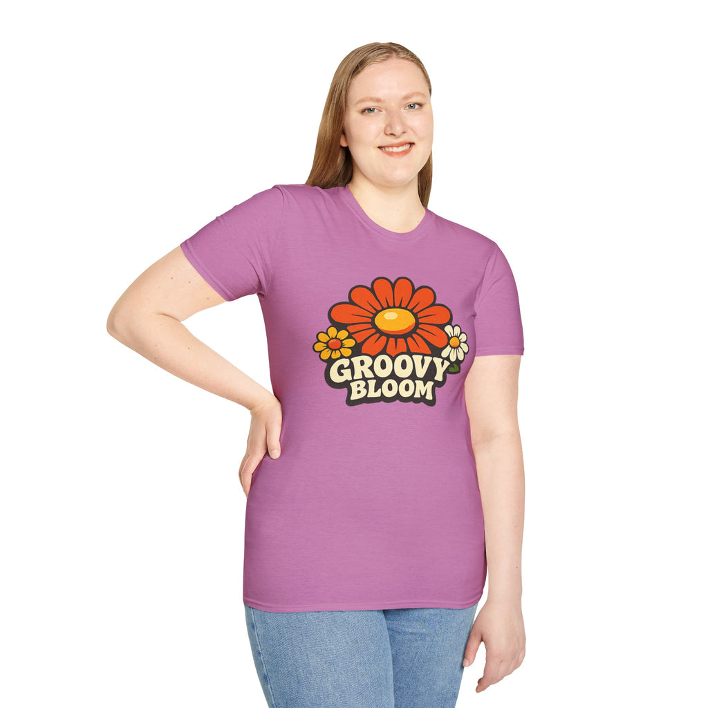 Groovy 70s Bloom T-Shirt — Retro Floral Vintage Vibe