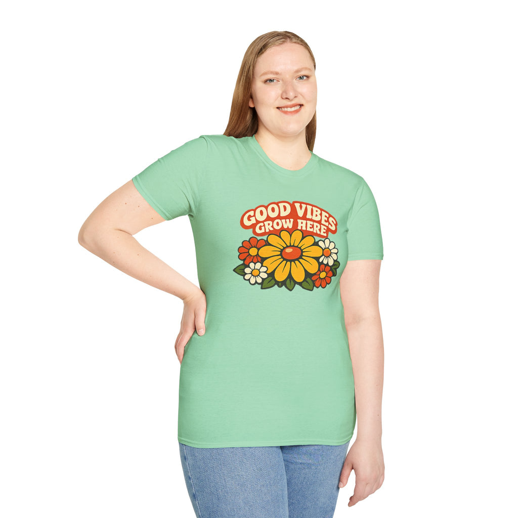 Good Vibes Grow Here Retro T-Shirt — 60s/70s Vintage Floral Tee