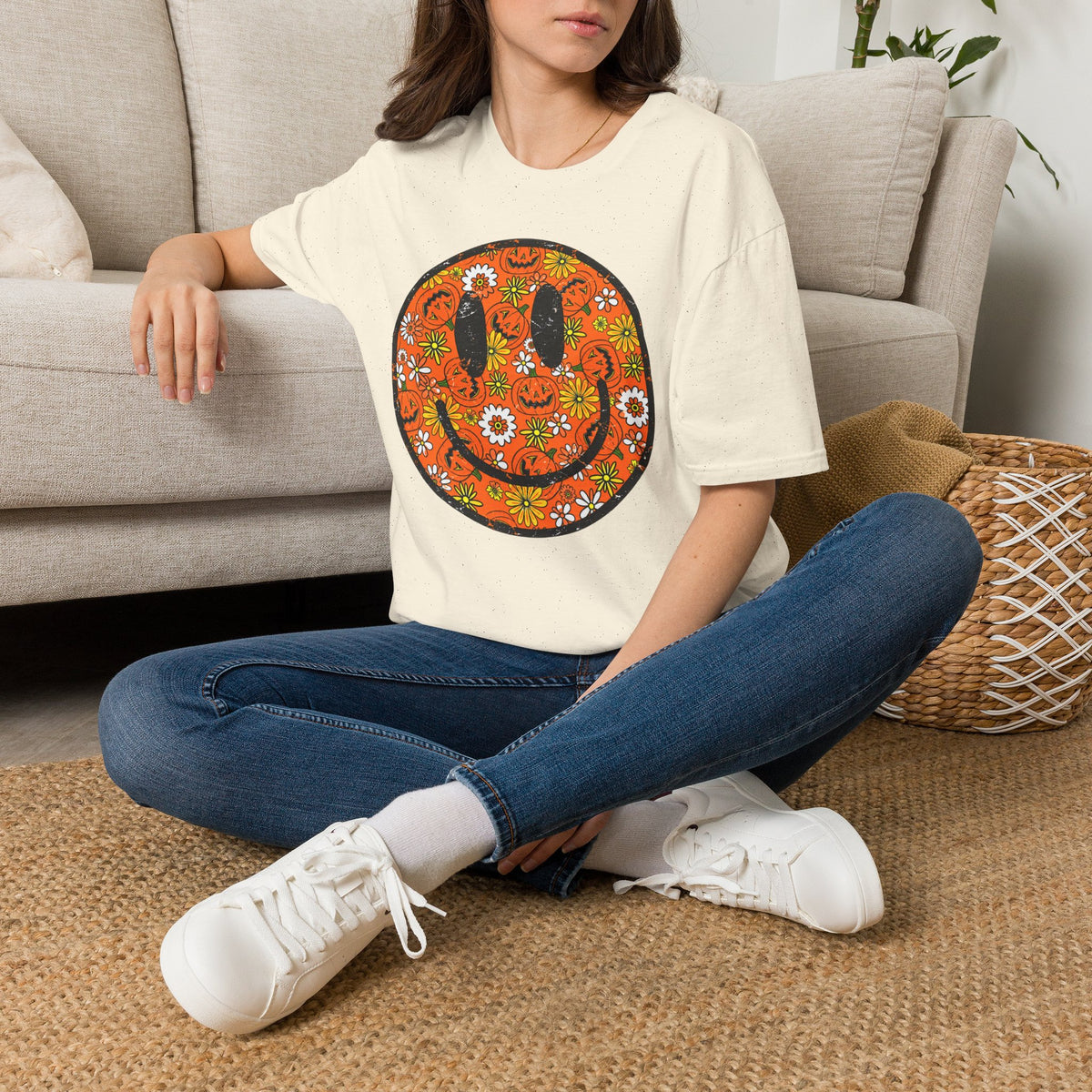 Retro Halloween Smiley T-Shirt 🎃🌼
